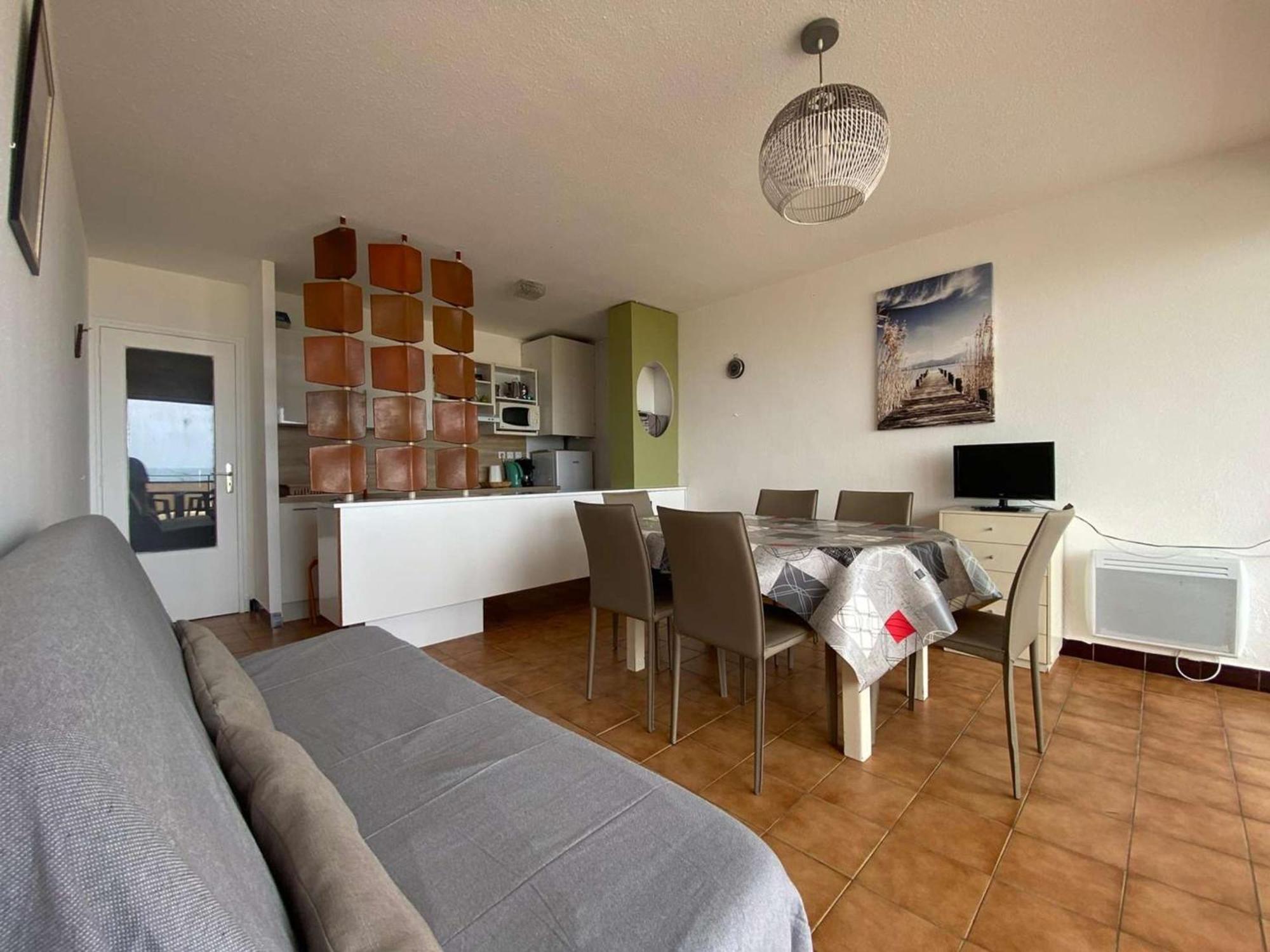 Appartement 3 Pieces Avec Parking, A 10M De La Plage - 6 Couchages - Fr-1-229C-171 Port-la-Nouvelle Kültér fotó