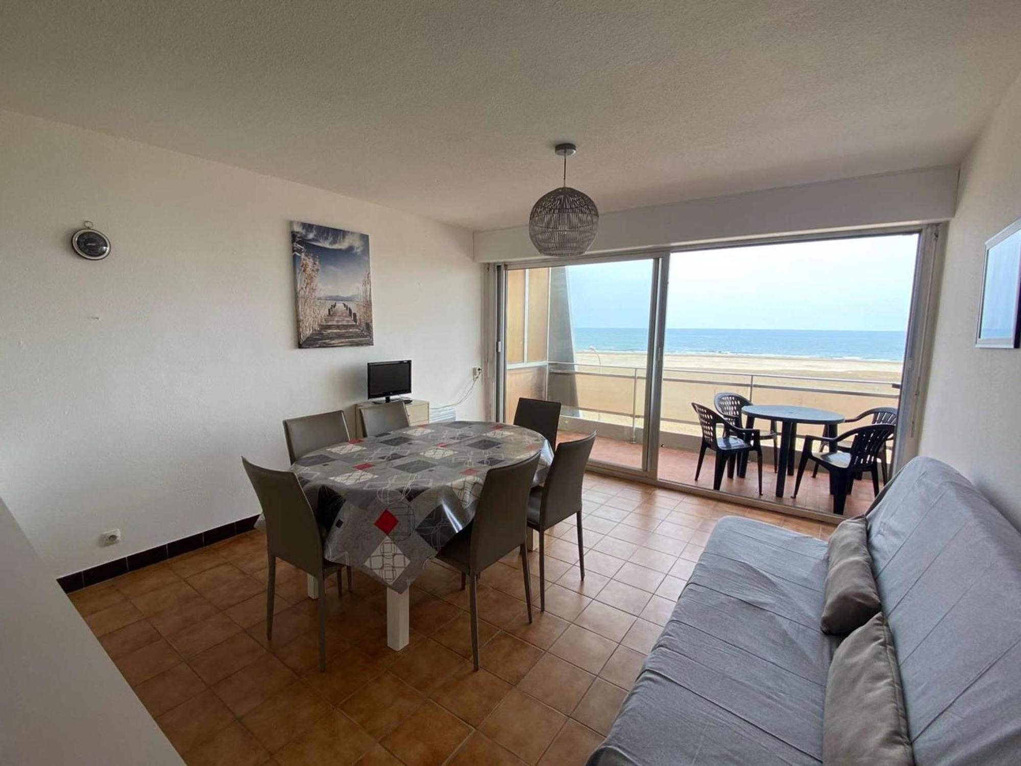 Appartement 3 Pieces Avec Parking, A 10M De La Plage - 6 Couchages - Fr-1-229C-171 Port-la-Nouvelle Kültér fotó